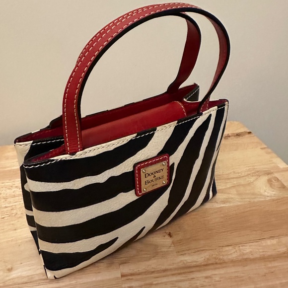 Dooney & Bourke Mini Bag - Picture 5 of 8